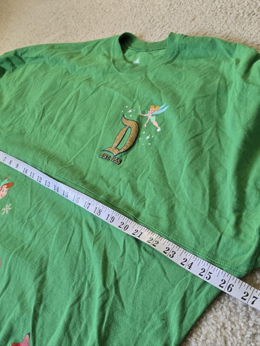 Disney Parks Classics Disneyland Holiday Greetings Spirit Jersey Green Adult NEW - Picture 8 of 15